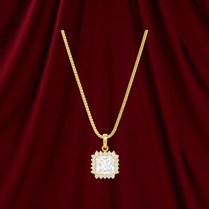 💫 Crystal Radiance Square Pendant Necklace 💫