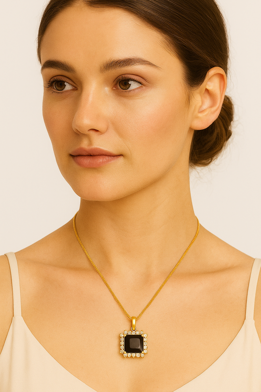 🖤 Noir Elegance Square Pendant Necklace 🖤